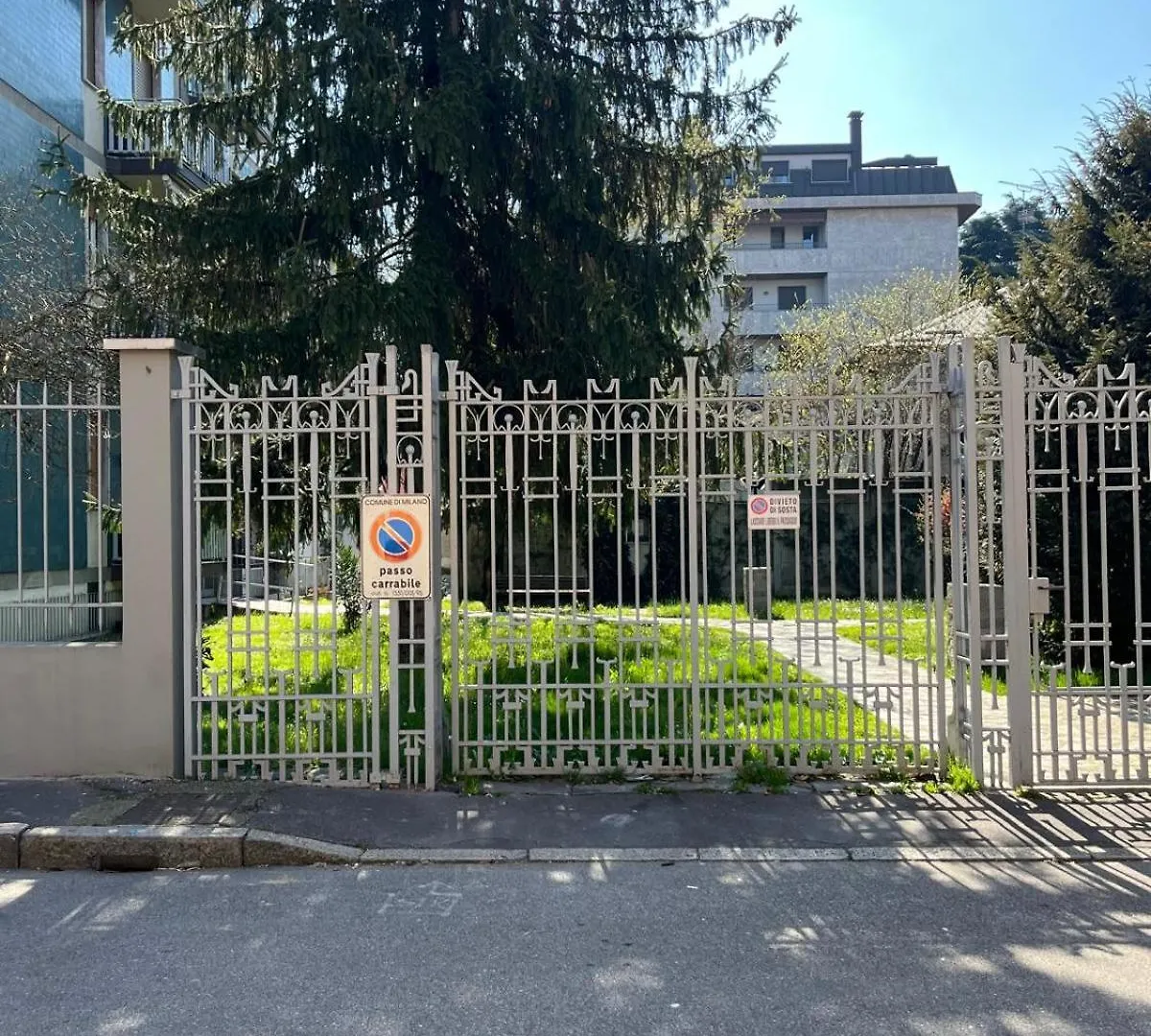 Emily'S Home Milano 0*,